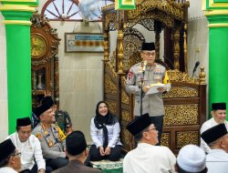 Pemkot Bandar Lampung Gelar Safari Ramadhan, Kapolda dan Walikota Berikan Hadiah Umrah