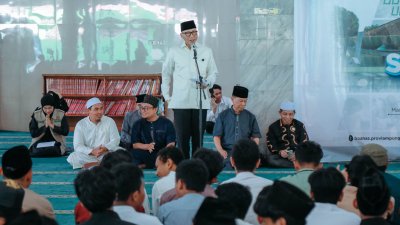 Siswa SMA/SMK se-Kota Bandarlampung Ikuti Iktikaf dan Pesantren Kilat, Rahmat Mirzani Djausal Tekankan Pentingnya Kualitas Akhlak