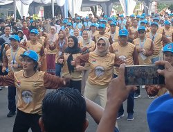 APEKSI Outlook 2025 di Bandar Lampung Dibuka Meriah, 56 Wali Kota Ramaikan Senam Tabola Bale dan Pameran UMKM