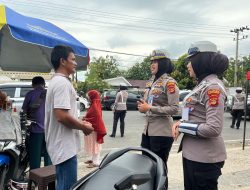 Sasar Bazar Takzil di Bandar Lampung, Patroli Polwan Urai Kemacetan Hingga Imbau Pengunjung