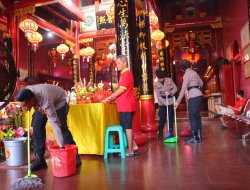 Jelang Hari Raya Waisak, Polresta Bandar Lampung Gelar Bakti Religi di Tiga Vihara