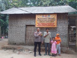 Rumah Reyot Diganti Harapan Baru, TNI-Polri dan Warga Bangun Tempat Tinggal Layak untuk Keluarga Buruh di Sidoluhur