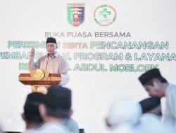 Gubernur Mirza Buka Puasa Bersama Seluruh Jajaran RSUD Abdul Moeloek, Sampaikan 3 Prioritas Program Kesehatan Presiden Prabowo Subianto