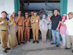 Dialog dengan Petani di Lampung Timur, Tinjau Penggilingan Padi dan Produksi Pupuk Organik