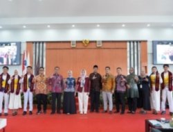 DUKUNG HARI INDONESIA MENABUNG, OJK PROVINSI LAMPUNG BERSAMA  BKKBN, BI, BEI, BANK MANDIRI, DAN MANDIRI SEKURITAS TANAMKAN  BUDAYA LITERASI DAN INKLUSI KEUANGAN PADA GENERASI MUDA