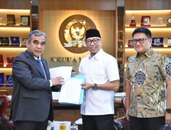 Bawa Suara Aksi Damai, Gubernur Rahmat Mirzani Djausal Temui Ketua MPR RI Ahmad Muzani dan Wamensesneg Juri Ardiantoro untuk Diteruskan kepada Presiden Prabowo Subianto