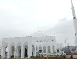 Peresmian Masjid Raya Al – Bakri Diisi Tausiyah Para Penceramah Kondang, Ada Das’ad Latif