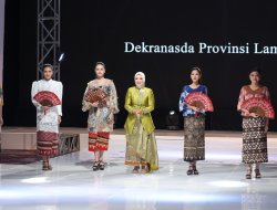 Ketua Dekranasda Provinsi Lampung Buka Lampung Fashion Tendance 2025, Tampilkan Desainer dari Sejumlah Negara