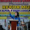 Pemecahan Rekor MURI Makan Alpukat Siger oleh 2.000 Peserta di Lampung Timur Gaungkan Kebanggaan Produk Lokal