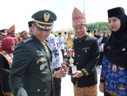 Kasrem 043/Gatam Hadiri Upacara Peringatan HUT Kabupaten Mesuji ke-17, HUT PGRI ke-80, HUT KORPRI ke-54, dan Hari Pahlawan 2025