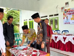 Camat Banjit Nasrullah Ali Hadiri Pelantikan Kadus Di Kampung Rantau Jaya