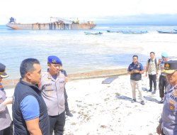 Kapolda Lampung Tinjau Langsung Dugaan Kejahatan Kehutanan di Pesisir Barat