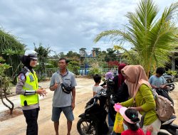 Operasi Lilin Krakatau 2025, Satlantas Polres Way Kanan Sampaikan Himbauan di Objek Wisata