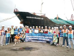 Pelindo Regional 2 Panjang Gelar  Last Call 2025 dan First Call Ship 2026