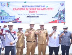 Wabup Pesawaran Hadiri Ground Breaking Kampung Nelayan Merah Putih di Desa Durian