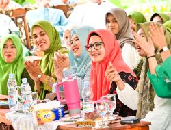Bupati Pesawaran Hadiri Pengajian Akbar Muslimat NU se-Kecamatan Tegineneng