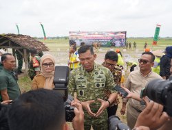 Kodam XXI Bersinergi Gapoktan Tanam Padi Serentak