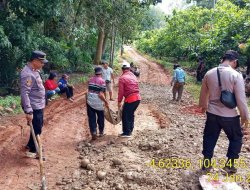 Polri Perkuat Pelayanan Publik, Jajaran Polisi Berlomba Tebar Kebaikan di Way Kanan