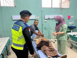 Respons Cepat Brimob Batalyon B Pelopor Bantu Korban Laka Lantas Saat Strong Point