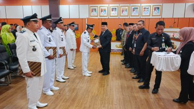 Bupati Tanggamus Lantik 5 PAW Kepala Pekon Terpilih, Ini Kata Kakon Sinar Jawa