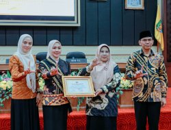 Pengurus Forum Literasi 15 Kabupaten/Kota se-Lampung Resmi Dikukuhkan oleh Bunda Literasi Purnama Wulan Sari Mirza