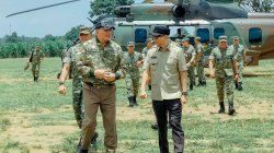 Gubernur Rahmat Mirzani Djausal dan Menhan Sjafrie Sjamsoeddin Tinjau Fasilitas Yonif TP 848/SPC Lampung Tengah