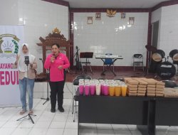 Bhayangkari Brimob Kotabumi dan Bhayangkari Krimum Polda Lampung Bagikan Takjil Anak Disabilitas Ramadhan