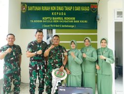 Pangdam XXI/Radin Inten Serahkan Rumah Non Dinas Subsidi Dalam Vicon Bersama KASAD Untuk Prajurit Gugur Dan Cacat