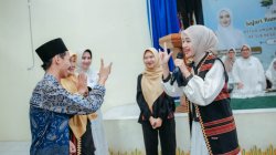 Berbagi Kebahagiaan di Bulan Ramadhan, Wagub Jihan Nurlela Serahkan Seratusan Paket Sembako kepada para Siswa Difabel SLBN PKK Provinsi Lampung