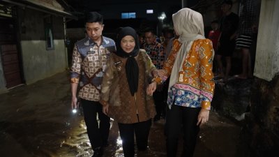 Wali Kota Bandar Lampung Beri Bantuan kepada Korban Terdampak Banjir