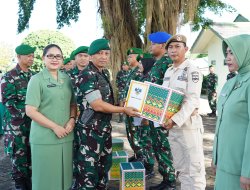 Danrem 043/Gatam Lepas Keberangkatan Cuti Gelombang Pertama dan Berikan Tali Asih