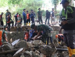 Sigap! Ratusan Personel Gabungan Grebek Sungai Bandar Lampung, Fokus Perbaikan Tanggul dan Kebersihan Aliran