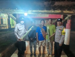 Tingkatkan Kamtibmas, Polisi Rebang Tangkas Sambangi Warga di Pos Ronda