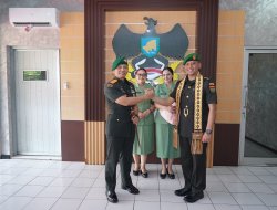 Prajurit dan PNS Korem 043/Gatam Sambut Kedatangan Calon Kasrem di Kota Metro
