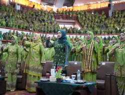 Hadiri Harlah Muslimat NU ke-80, Jihan Nurlela dan Khofifah Gaungkan Kemandirian Ekonomi Perempuan