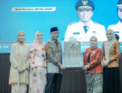 Peringati Hari Pendidikan Nasional 2026, Gubernur Rahmat Mirzani Djausal Apresiasi Juara Lomba “Cawo Bubalah Lampung”