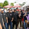 Di Tengah Hingar Bingar Indonesian Drift Series 2026, Bupati Egi Sempatkan Jajan Dagangan Pelaku UMKM