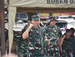 Danrem 043/Gatam Pimpin Aksi Bersih Pasar Cendrawasih Sambut HUT Ke-1 Kodam XXI/Radin Inten