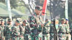 Danrem 043/Gatam Motivasi Kontingen Balakrem dan Yonif 143/TWEJ pada Pembukaan Lomba Binsat Kodam XXI/Radin Inten