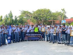 Police Goes To School, Kasatlantas Polres Way Kanan  Sambangi Pelajar SMAN 1 Kasui