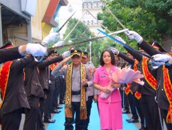 Pedang Pora Sambut Kombes Herbin Sianipar, Babak Baru Kepemimpinan di Polresta Bandar Lampung