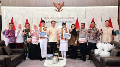Bupati Egi Hadiahi Umrah Dua Paskibraka Nasional Asal Lampung Selatan