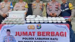 Jumat Berbagi, Polsek Labuhan Ratu Polresta Bandar Lampung Bagikan Nasi Kotak kepada Warga