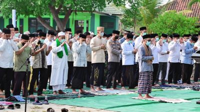 Kemarau Panjang Belum Berakhir, Pemkab dan Kemenag Lampung Selatan Satukan Doa dan Ikhtiar Lewat Salat Istisqa di 17 Kecamatan