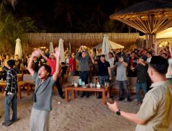 Indonesia Juara FIFA ASEAN Cup 2026, Bupati Egi dan Warga Bersatu dalam Kebanggaan Merah Putih di Pantai Sanggar