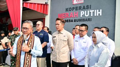 KDKMP Bumisari Disiapkan Jadi Pusat Ekonomi Warga, Zulkifli Hasan Tinjau Operasional di Lampung Selatan