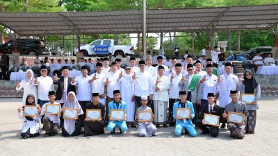 Tiga Santri Lampung Selatan Dapat Hadiah Umrah dari Bupati Egi, Berawal dari Tantangan Melafalkan Al-Qur’an