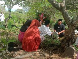 Jelang Ramadan 1447 Hijriah, TPU Yos Sudarso Bandar Lampung Dipadati Peziarah