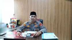 Kapolsek TKB Temui “Bunga” Usai Subuh di Masjid Jami Subulussalam, Dorong Hak Pendidikan Anak Putus Sekolah di Bandar Lampung